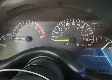 1996 Pontiac Grand Prix Se z USA, uszkodzony, nr VIN 1G2WJ12M4TF213746